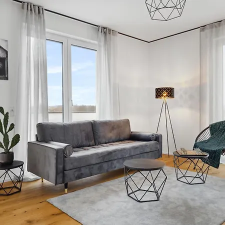 Peakview: Penthouse / Zentrum / Netflix