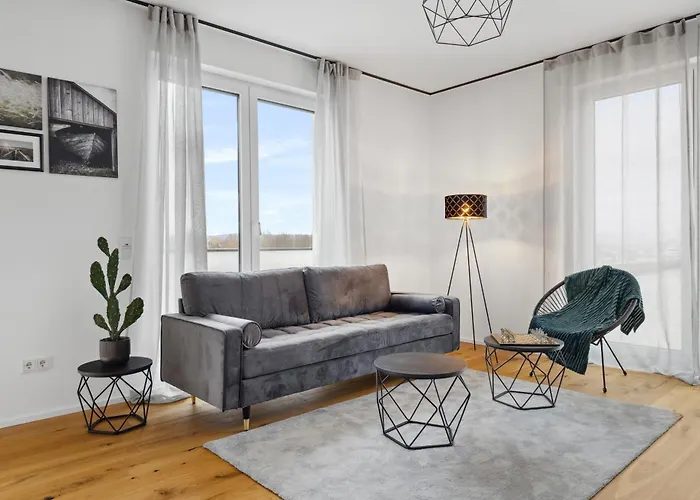 Peakview: Penthouse / Zentrum / Netflix